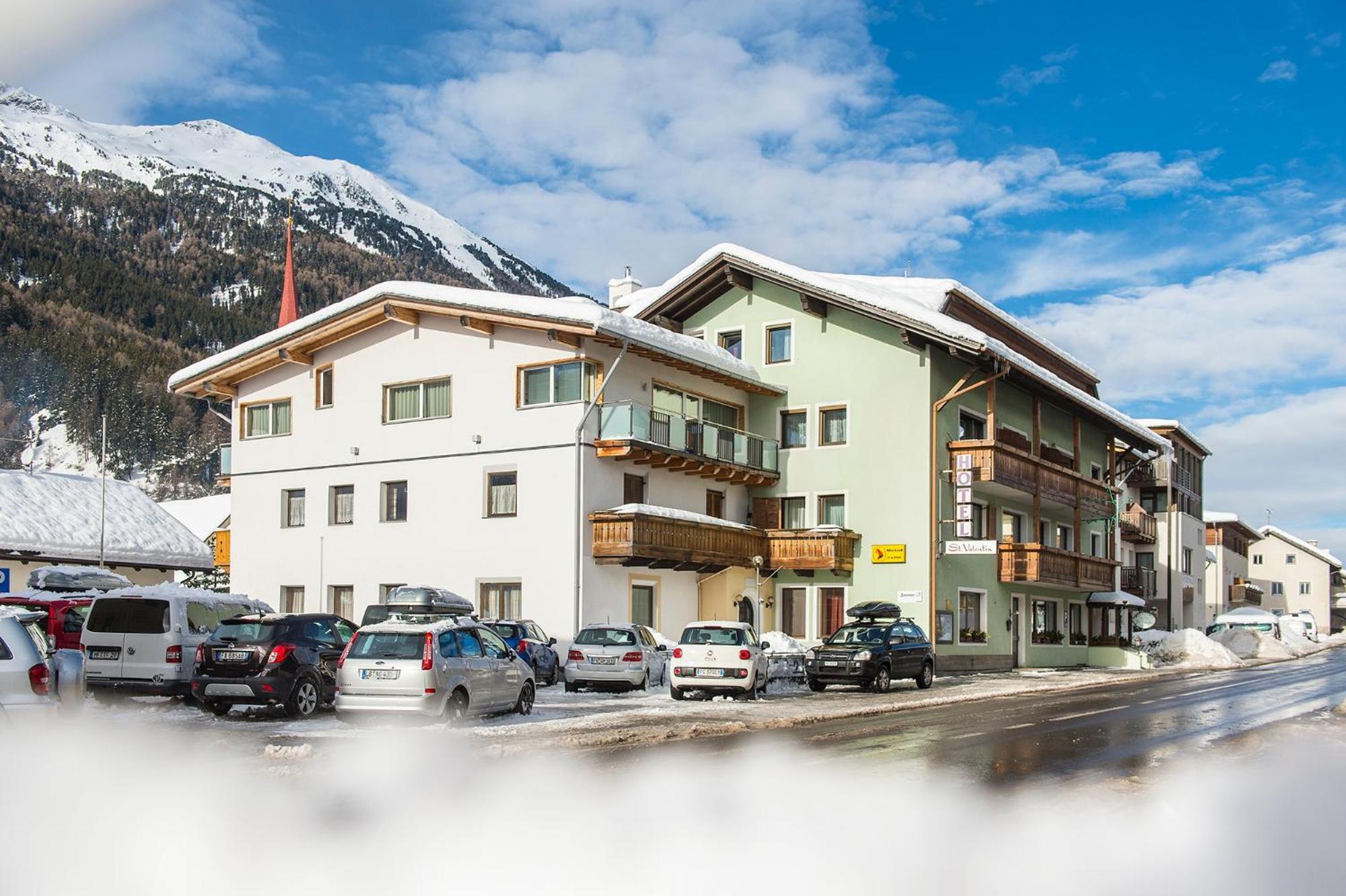 Garni Apparthotel St Valentin San Valentino alla Muta Exterior photo